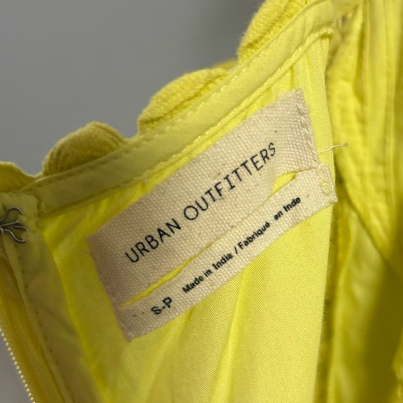 Urban Outfitters Romper - Picture 4 of 8